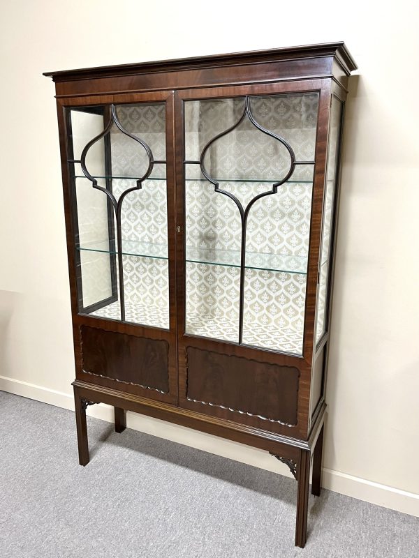 Mahogany 2-Door Display Cabinet, c.1900