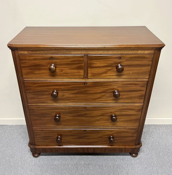 Victorian Mahogany Chest of Drawers