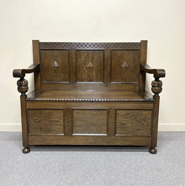 Oak Tudor Style Hall Seat With Storage