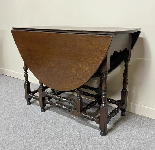 Antique Oak Drop Leaf Gateleg Table